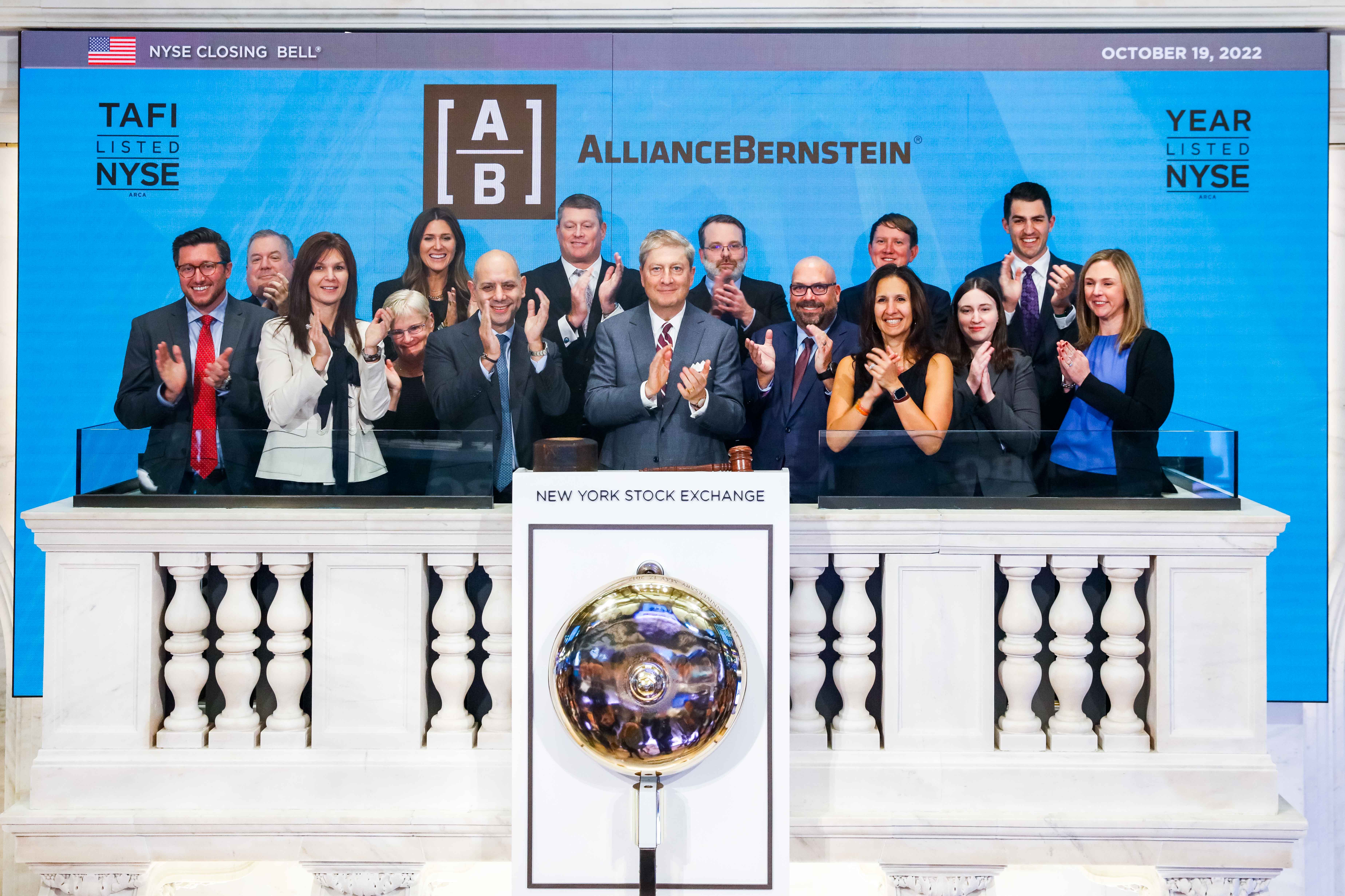 AllianceBerstein Rings The Closing Bell® 

The New York Stock Exchange welcomes executives and guests of AllianceBernstein, today, Wednesday, October 19, 2022, in celebration of the recent listing of AB Tax-Aware Short Duration Municipal ETF (NYSE Arca: TAFI) and AB Ultra Short Income ETF (NYSE Arca: YEAR). To honor the occasion, Seth Bernstein, CEO, and Onur Erzan, Head of Global Client Group & Head of Private Wealth, joined by Lynn Martin, NYSE President, rings The Closing Bell®. 
 
Photo Credit: NYSE